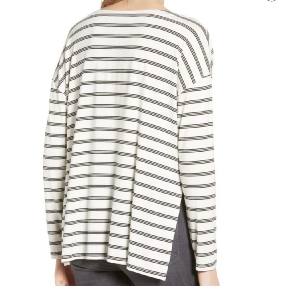 Cupcakes and Cashmere Black White Striped Split Hem Long Sleeve Buttondown Top - Picture 3 of 11